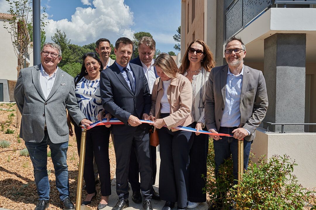 Inauguration en présence des élus Marseille - Clos Lisa